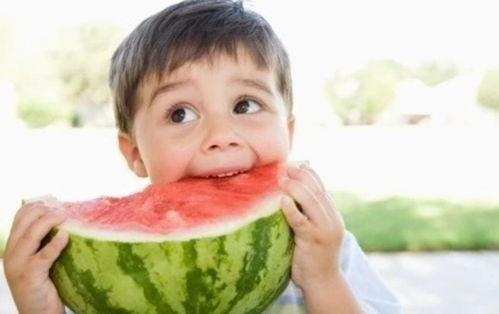 掌嘴吃瓜,揭秘娱乐圈背后的惊人真相