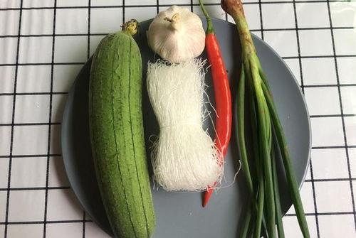 和粉丝互动吃瓜