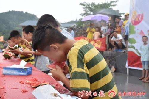 上朝吃瓜在哪里看,网络热词背后的文化现象与传播路径  第1张